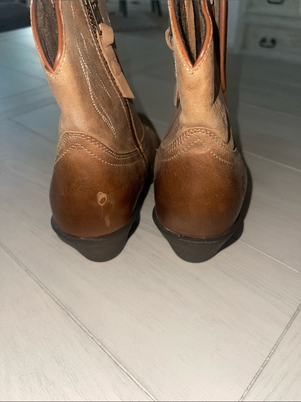 Ariat Tan Leather Western Zip Ankle Boots - Picture 5 of 7